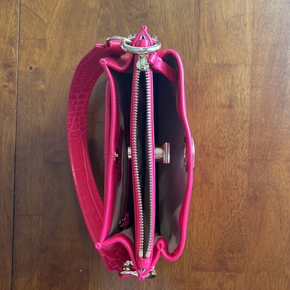 Cole Haan Small Natural Leather Crossbody Bag Azalea 🌺 - Picture 4 of 6